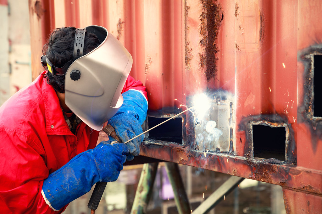 Container Maintenance and Repair at First Minsk Terminal